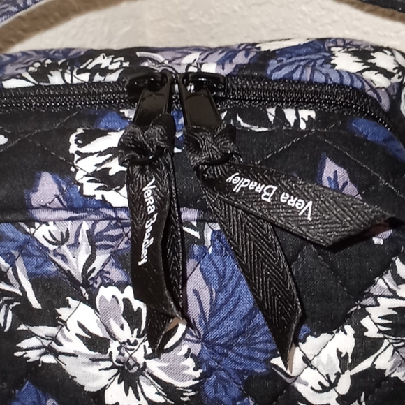 Vera Bradley Frosted Floral Lunch Bunch - Picture 10 of 11